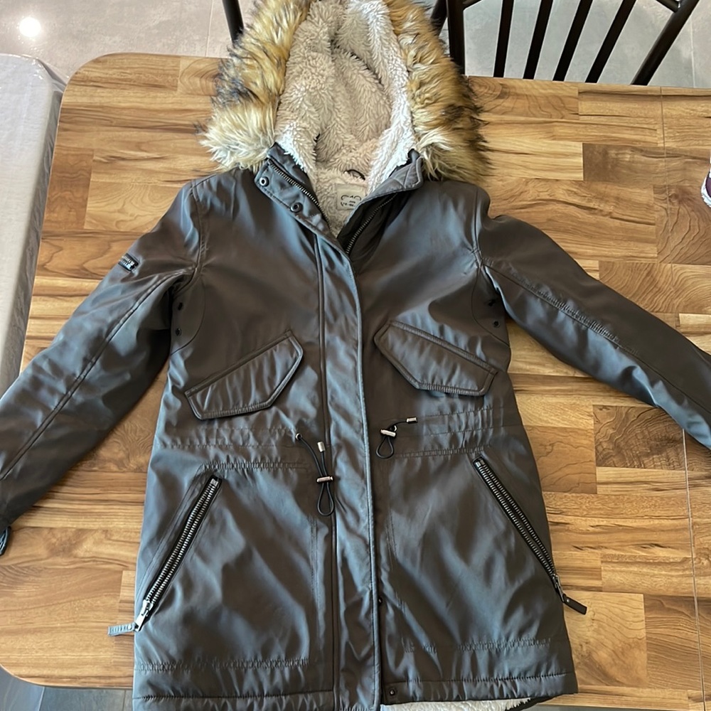 S13 woman’s faux fur trim jacket